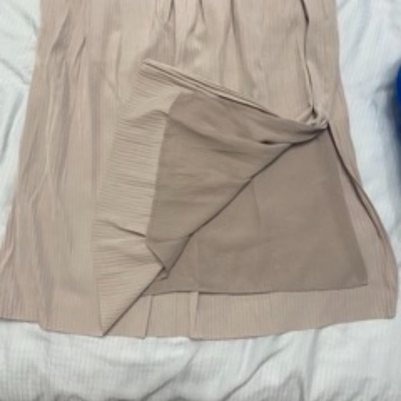 Wilfred Celesse Midi Skirt [Grey/Silver] - Picture 4 of 5